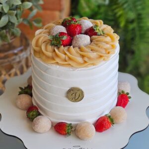 Torta Delícia de Ninho com Morango