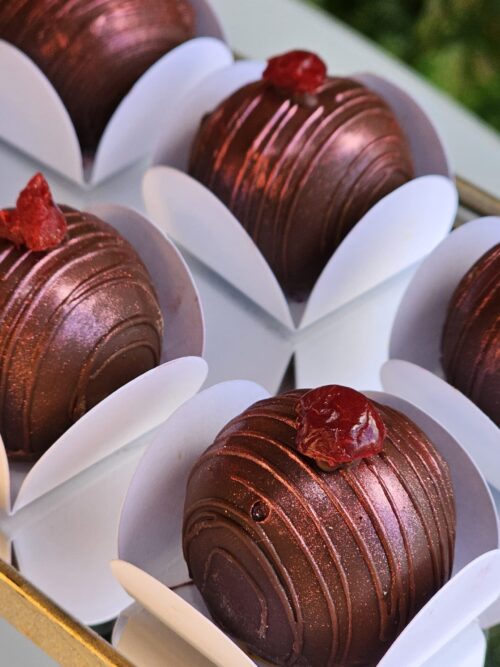 Bombom Surpresa de Cereja com chocolate